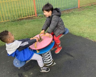 nursery-children-enjoying-the-park
